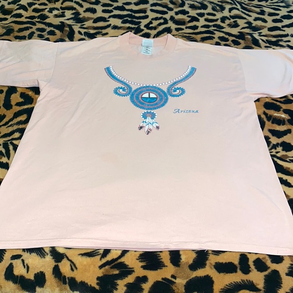 3/$30 Vintage Arizona Shirt - Picture 4 of 11